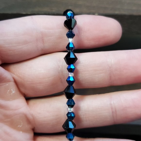 8 Inch Sterling Silver Unique Blue And Black Crystals Bracelet - Picture 1 of 7